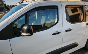 Deflektory komplet - Fiat Doblo, 2022- / vrátane e-Doblo