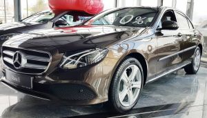 Lišta dverí F62 pre MERCEDES E, 2016-23