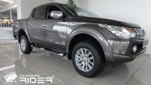 Lišta dverí F40 pre MITSUBISHI L200, 2015-23