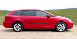 Lišta dverí F26 pre SEAT Leon, 2013-20 / kombi