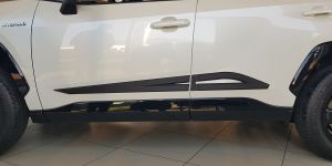 Lišta dverí F63 pre SUZUKI Across, 2020-