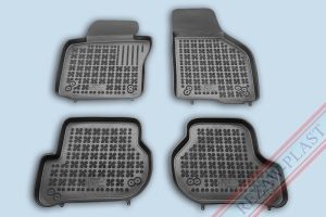 Autokoberce gumové (okraj 28 mm) Seat Leon, 2005-13 / II. generacia