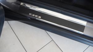 Prahové lišty - nerez s karbónovou fóliou pre Honda HR-V, 2015-21