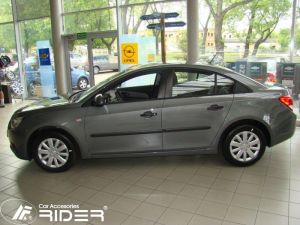 Lišta dverí F01 pre CHEVROLET Cruze, 2009-15 / sedan