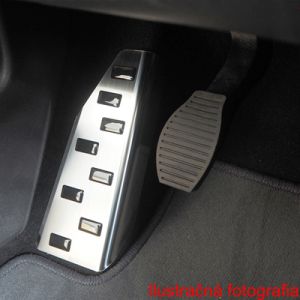 Nerezová opierka ľavej nohy pre Toyota Aygo, 2014-21 / 5-dver.