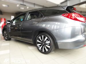 Ochranná lišta dverí F16/14 pre Honda Civic, 2012-16 / kombi