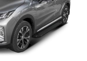 Basic Black - Bočné nášľapy pre MITSUBISHI Eclipse Cross, 2017-